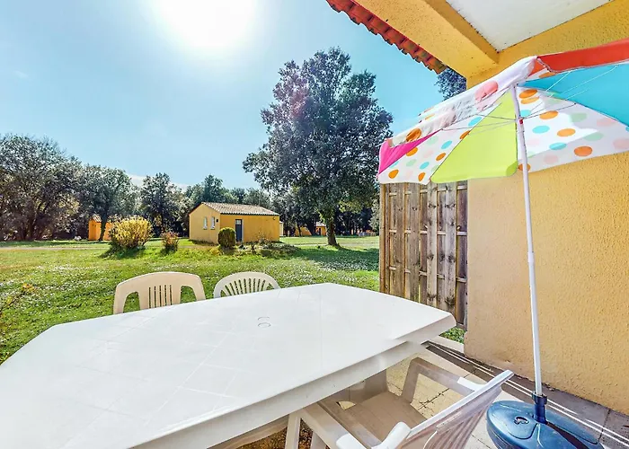 Stunning In Saint-Savinien