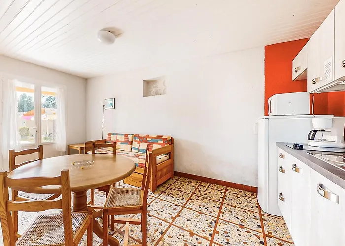 Stunning In Saint-Savinien